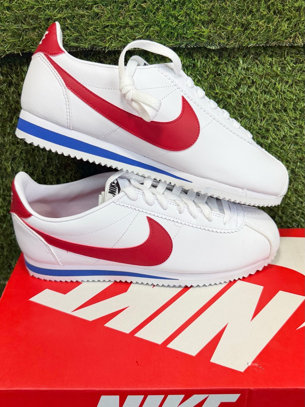 Nike WMNS Classic Cortez Leather Forrest Gump White Red 807471-103 Size 10 NEW - Picture 2 of 8